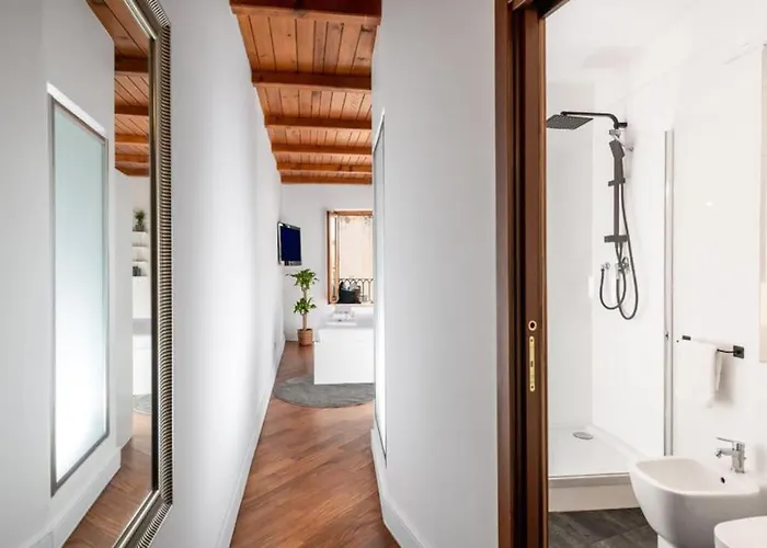 Panoramic Flat Barberini Rom
